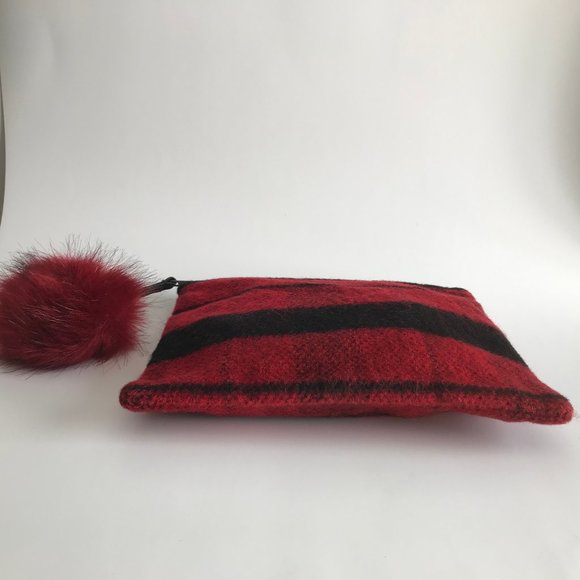 Wool Clutch with Pompom - Picture 5 of 8